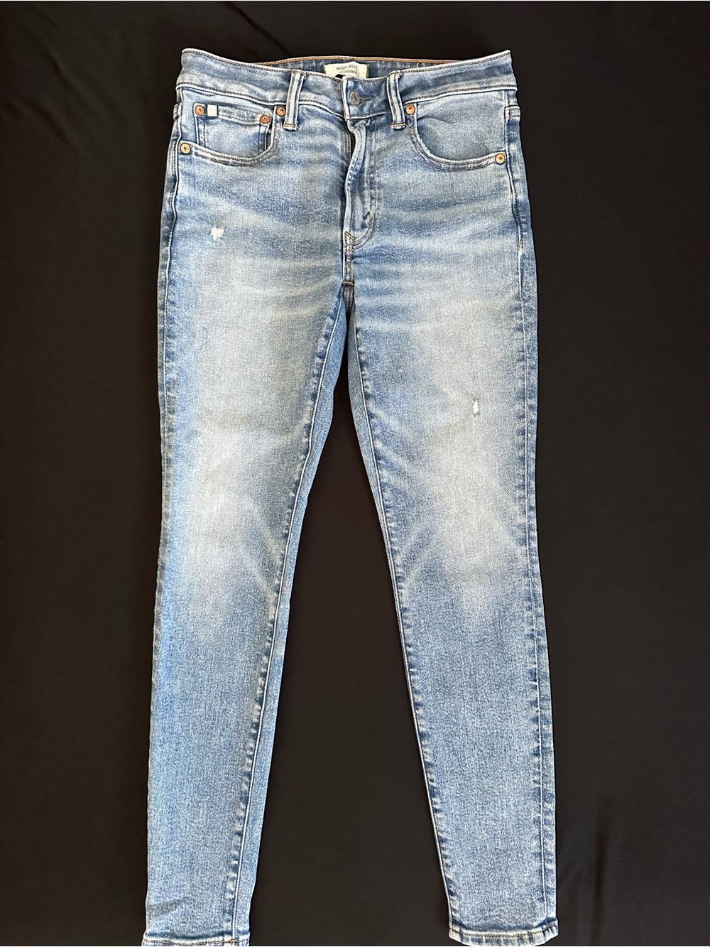 AE77 American Eagle Light Wash high rise Women's jeggings/Skinny Jeans